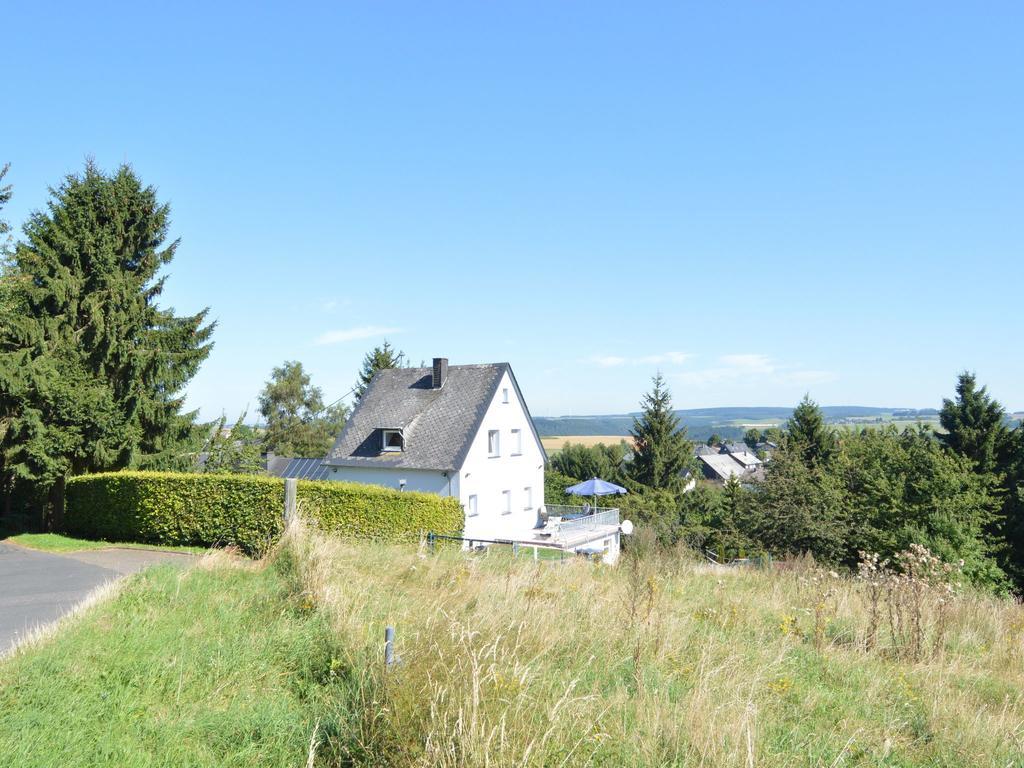 Peaceful Holiday Home In Rascheid Near Forest Geisfeld  Extérieur photo